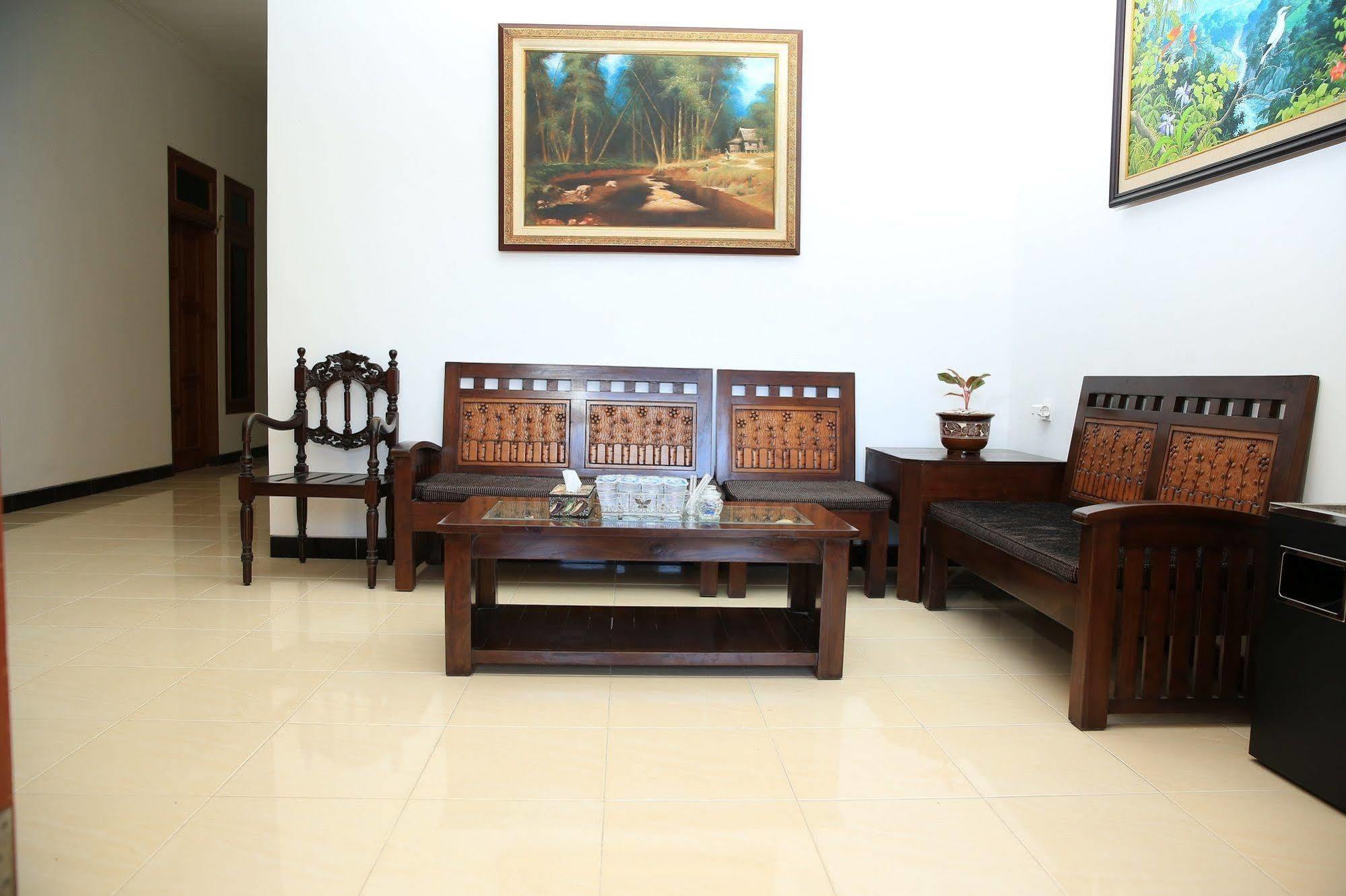 Puri Kusuma Guest House Selemadeg Dış mekan fotoğraf